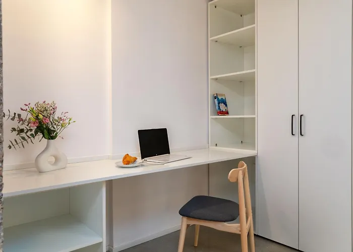 Flateli Lorenzana 35 C Lejlighed Girona